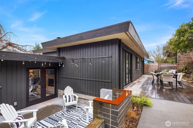 7733 58th Avenue NE, Seattle, WA 98115