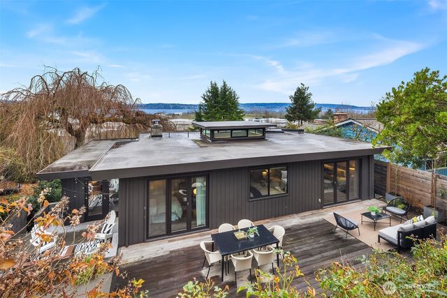 7733 58th Avenue NE, Seattle, WA 98115