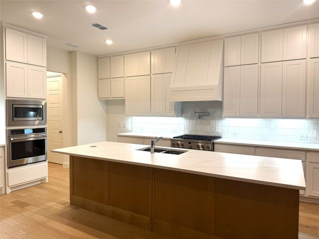 2732 Dunnet Drive, Celina, TX 75009