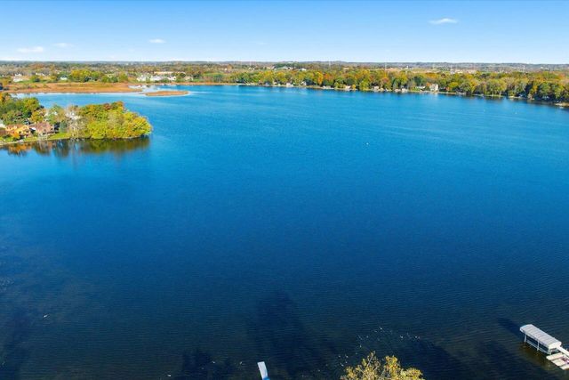 W203S11090 Point Denoon ROAD, Muskego, WI 53150