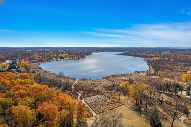 W203S11090 Point Denoon ROAD, Muskego, WI 53150