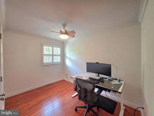 8300 BEECH TREE RD, Bethesda, MD 20817