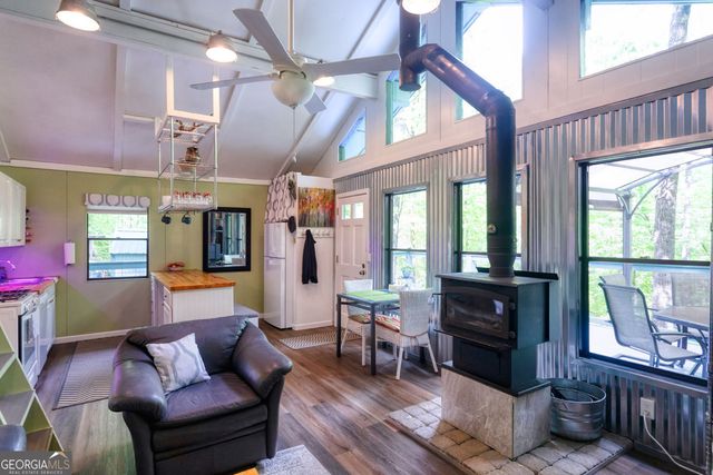 787 Glenns Drive, Sautee Nacoochee, GA 30571