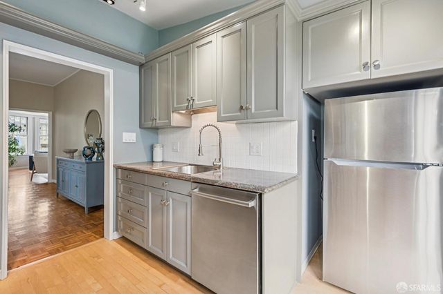 437 Staples Avenue, San Francisco, CA 94112