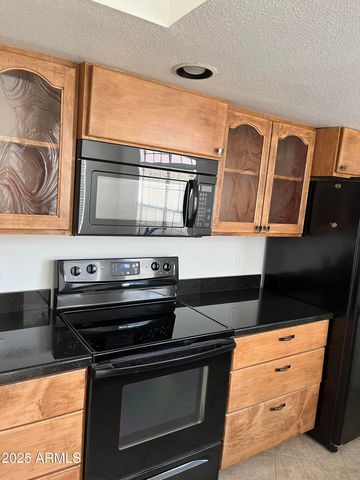 853 E MANOR Drive, Chandler, AZ 85225