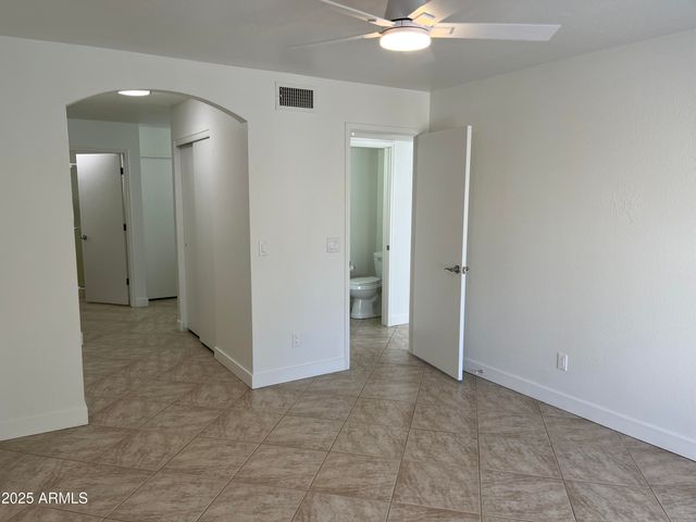 853 E MANOR Drive, Chandler, AZ 85225