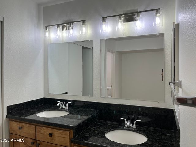 853 E MANOR Drive, Chandler, AZ 85225