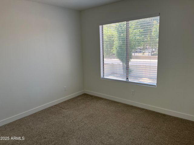 853 E MANOR Drive, Chandler, AZ 85225