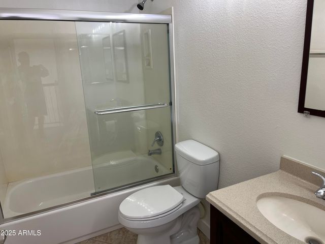 853 E MANOR Drive, Chandler, AZ 85225