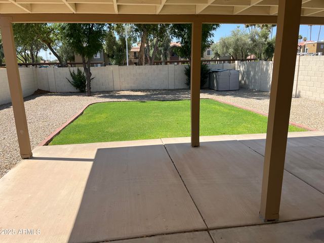 853 E MANOR Drive, Chandler, AZ 85225