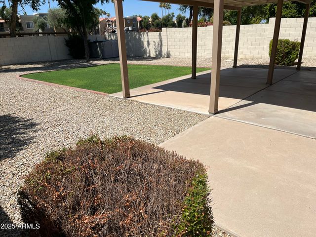 853 E MANOR Drive, Chandler, AZ 85225