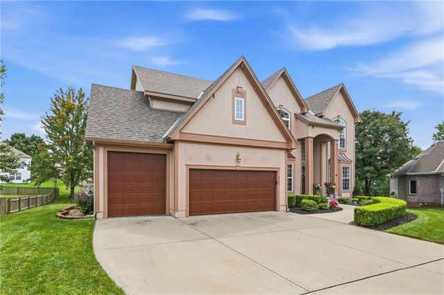 2603 SW Winterbrook Circle SW, Lee's Summit, MO 64081