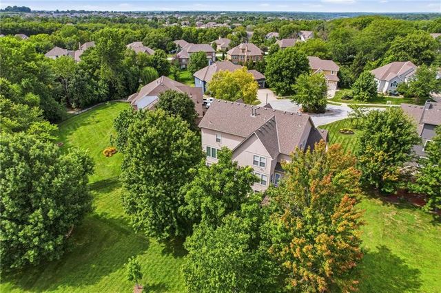 2603 SW Winterbrook Circle SW, Lee's Summit, MO 64081