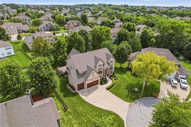 2603 SW Winterbrook Circle SW, Lee's Summit, MO 64081