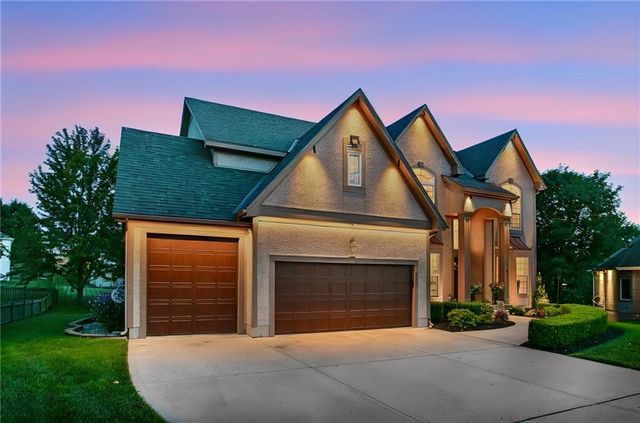 2603 SW Winterbrook Circle SW, Lee's Summit, MO 64081