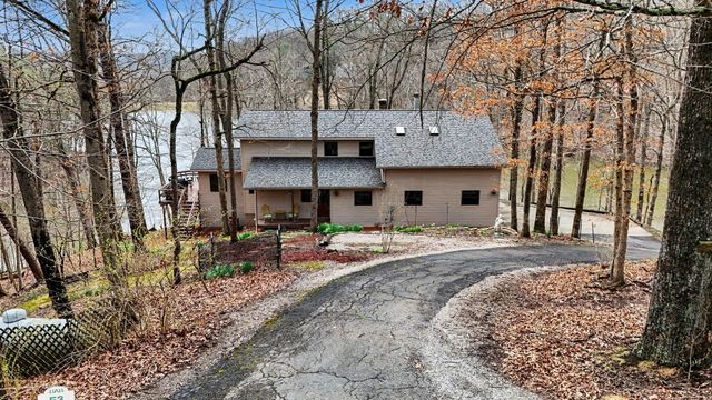 F-3 Ute Court, Hide A Way Hills, OH 43107