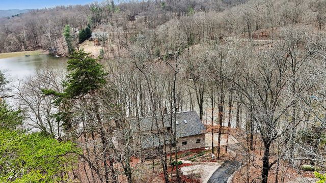 F-3 Ute Court, Hide A Way Hills, OH 43107