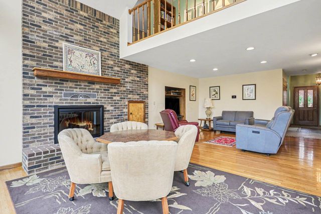 F-3 Ute Court, Hide A Way Hills, OH 43107