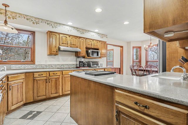 F-3 Ute Court, Hide A Way Hills, OH 43107