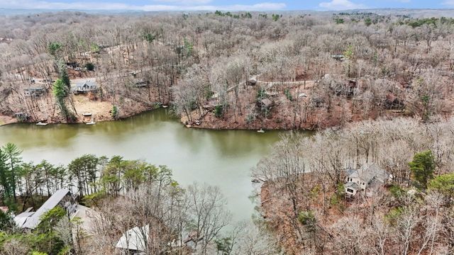 F-3 Ute Court, Hide A Way Hills, OH 43107