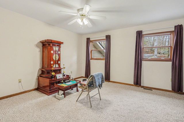 F-3 Ute Court, Hide A Way Hills, OH 43107