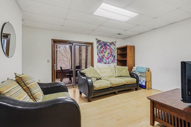 F-3 Ute Court, Hide A Way Hills, OH 43107