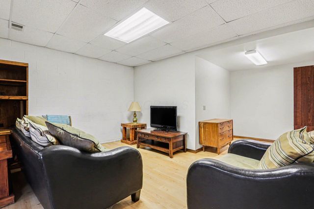 F-3 Ute Court, Hide A Way Hills, OH 43107