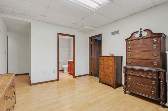 F-3 Ute Court, Hide A Way Hills, OH 43107