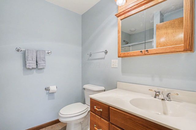 F-3 Ute Court, Hide A Way Hills, OH 43107