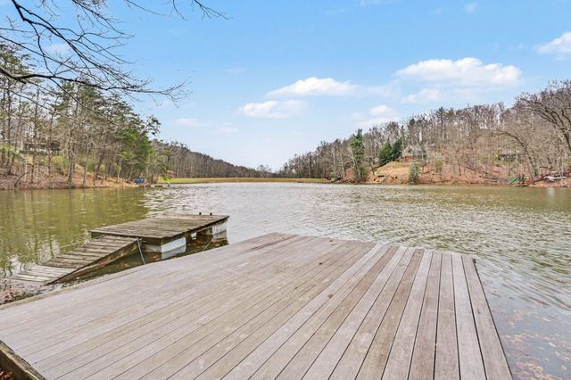 F-3 Ute Court, Hide A Way Hills, OH 43107