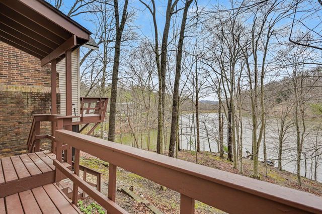 F-3 Ute Court, Hide A Way Hills, OH 43107