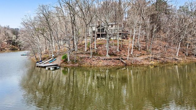 F-3 Ute Court, Hide A Way Hills, OH 43107