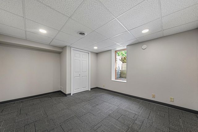 104 River Street, Jackson, MN 56143