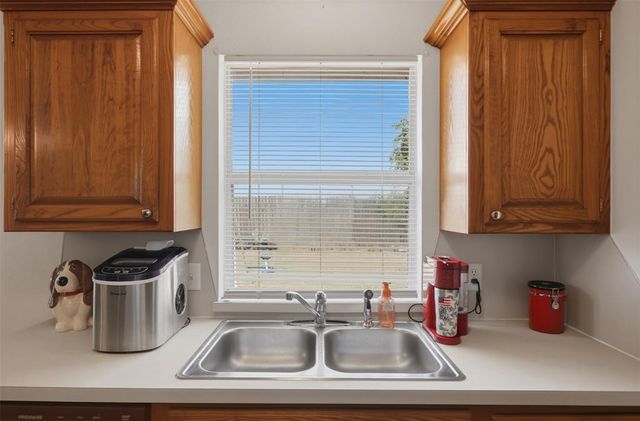10329 Aberdeen Drive, Yukon, OK 73099