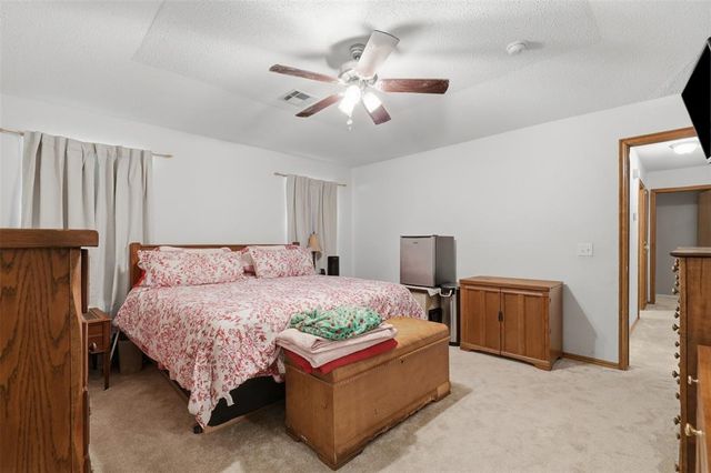 10329 Aberdeen Drive, Yukon, OK 73099