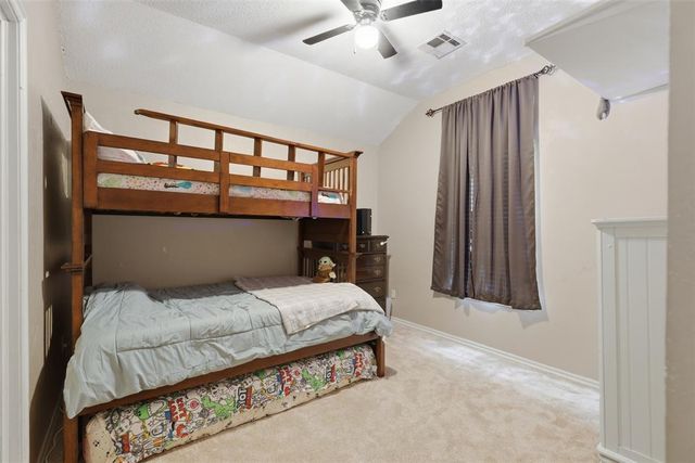 10329 Aberdeen Drive, Yukon, OK 73099