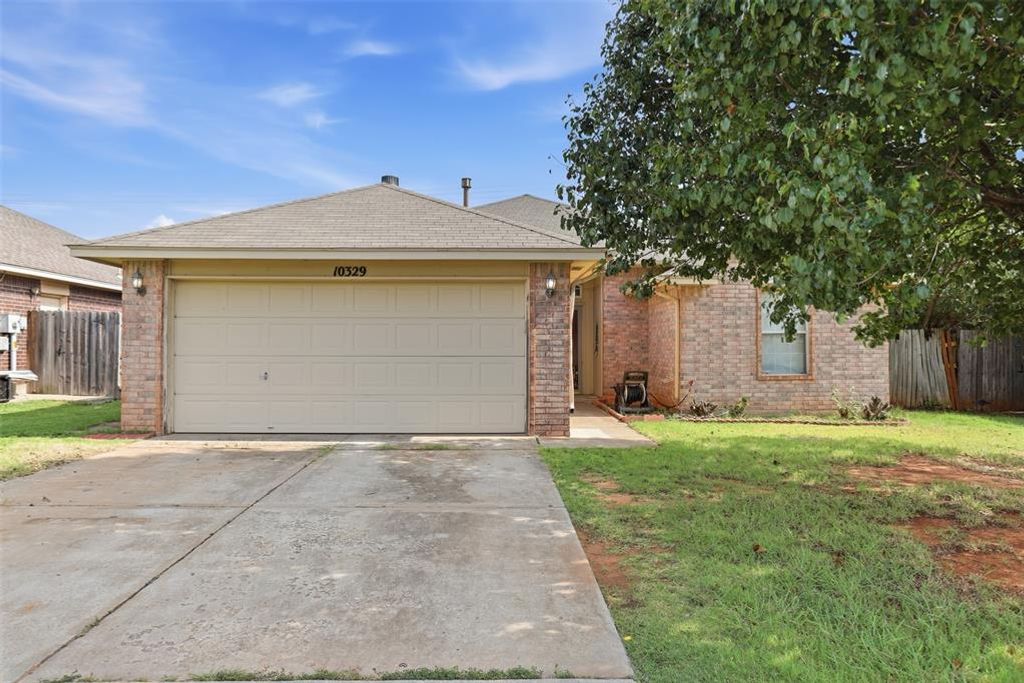 10329 Aberdeen Drive, Yukon, OK 73099