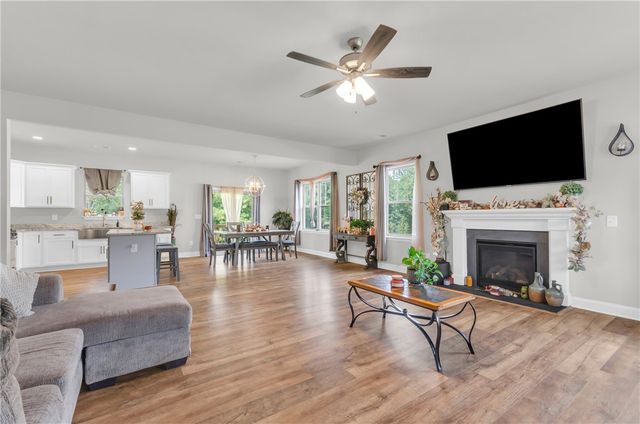 5914 Old Pearman Dairy Road, Anderson, SC 29625