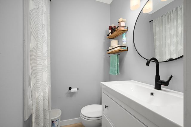 8383 Henna Avenue S, Cottage Grove, MN 55016