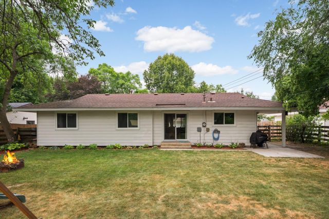 8383 Henna Avenue S, Cottage Grove, MN 55016