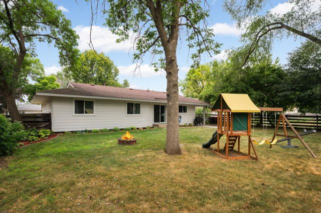 8383 Henna Avenue S, Cottage Grove, MN 55016