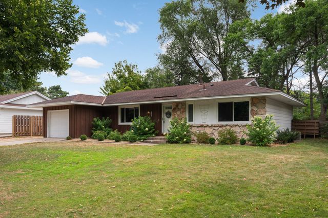 8383 Henna Avenue S, Cottage Grove, MN 55016