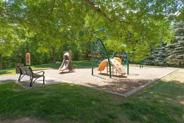 8383 Henna Avenue S, Cottage Grove, MN 55016