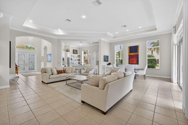 502 Via Toledo, Palm Beach Gardens, FL 33418