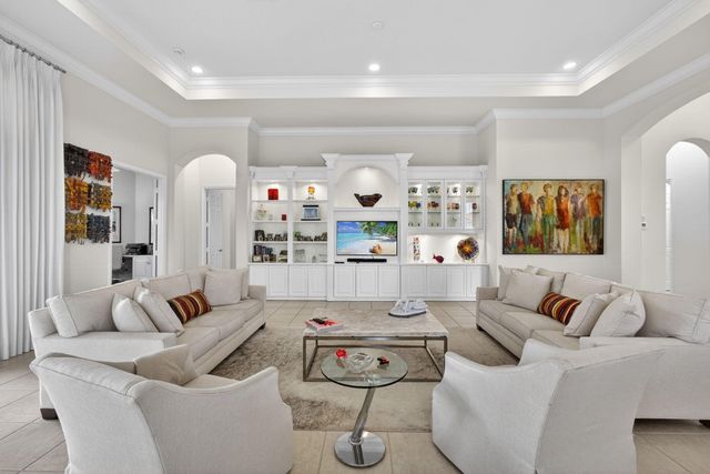 502 Via Toledo, Palm Beach Gardens, FL 33418