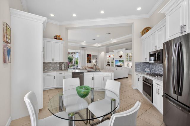 502 Via Toledo, Palm Beach Gardens, FL 33418