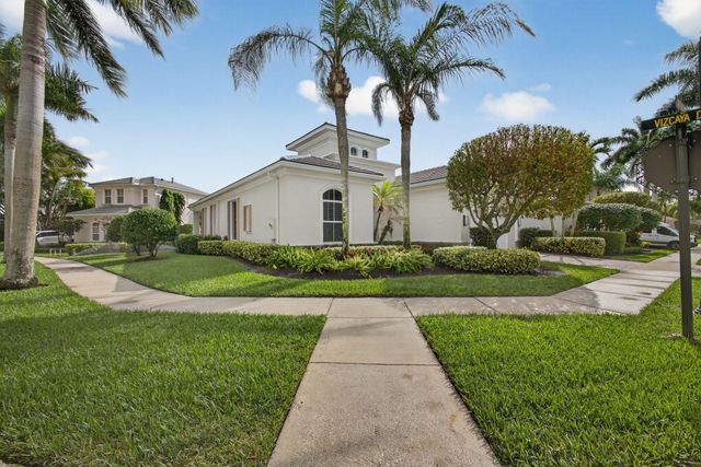 502 Via Toledo, Palm Beach Gardens, FL 33418