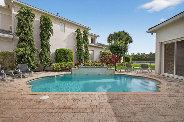 502 Via Toledo, Palm Beach Gardens, FL 33418