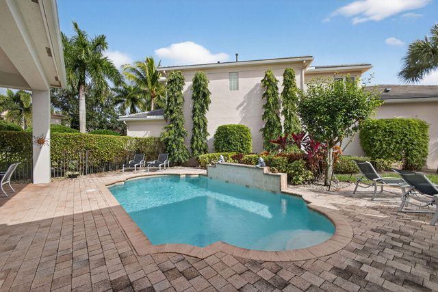 502 Via Toledo, Palm Beach Gardens, FL 33418