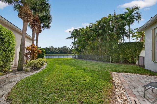 502 Via Toledo, Palm Beach Gardens, FL 33418